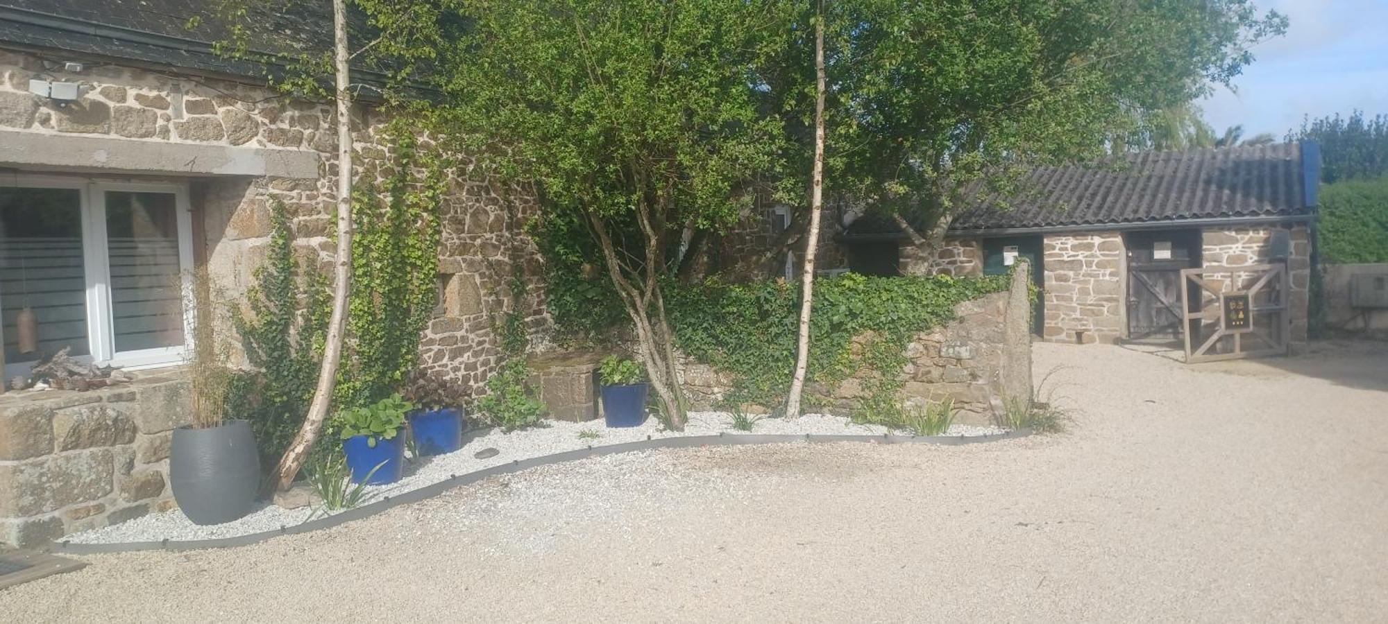 Gite Merlin Spa Privatif Et Sauna Trélévern Zewnętrze zdjęcie